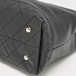 Pre Owned Chanel Black Quilted Caviar Leather CC Chain Tote