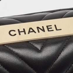 Pre Owned Chanel Black Chevron Leather Small Trendy CC Top Handle Bag