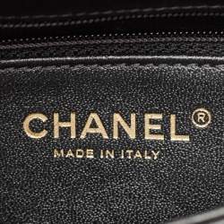 Pre Owned Chanel Black Chevron Leather Small Trendy CC Top Handle Bag