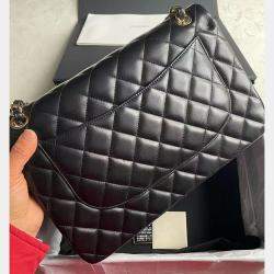 Pre Owned Chanel Black Leather Jumbo Classic Double Flap Shoulder Bag