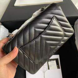 Pre Owned Chanel Black Chevron Quilted Leather Mini Bag