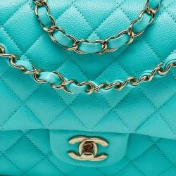Pre Owned Chanel Green Caviar Quilted Leather Medium Classic Double Flap Bag