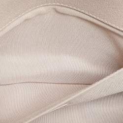 Pre Owned Chanel Beige Chevron Quilted Soft Caviar Leather Medium Boy Flap Bag