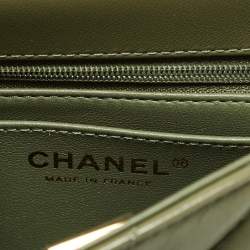 Pre Owned Chanel Green Quilted Leather Mini Flap Top Handle Bag