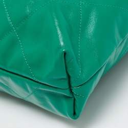 Pre Owned Chanel Green Quilted Leather Medium 22 Chain Bag