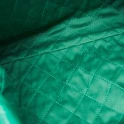 Pre Owned Chanel Green Quilted Leather Medium 22 Chain Bag
