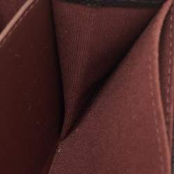 مملوكة مسبقًا محفظة بسلسلة شانيال سوداء جلد مبطن كافيار صغير