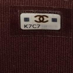 مملوكة مسبقًا محفظة بسلسلة شانيال سوداء جلد مبطن كافيار صغير