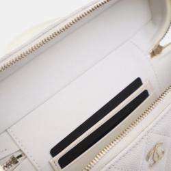 مملوكة مسبقًا حقيبة شانيل كافيار فانتي توب هاندل نحيفة مع سلسلة