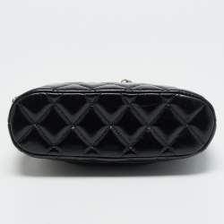 Pre Owned Chanel Coco Black Quilted Leather Chain Clutch