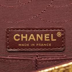 مملوكة مسبقًا Chanel 2.55 Reissue 225 Gold Brocade Lace Painted Quilted Leather Flap Bag