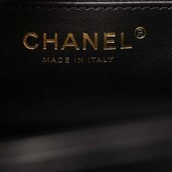 Pre Owned حقيبة شانيل نانو كيلي شوبر جلد أبيض مبطن