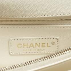 مملوكة مسبقًا حقيبة شانيل كوكو تقبضات جلد كافيار أبيض متوسطة يد علوي