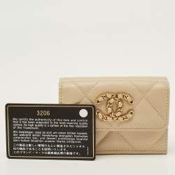 مملوكة مسبقًا Chanel 19 Beige Quilted Leather Trifold Wallet