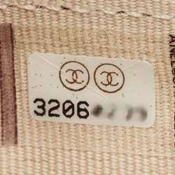 Pre Owned Chanel 19 Beige Quilted Leather Trifold Wallet