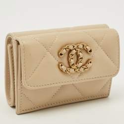 Pre Owned Chanel 19 Beige Quilted Leather Trifold Wallet