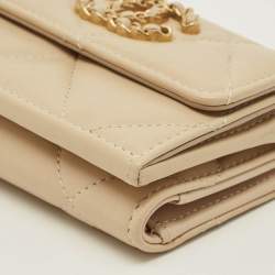 Pre Owned Chanel 19 Beige Quilted Leather Trifold Wallet