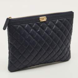 Pre Owned حقيبة شانيل Boy جلد مبطن كافيار أزرق حجم متوسط