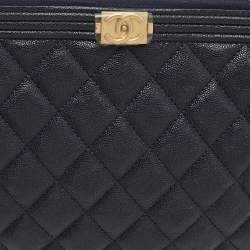 Pre Owned حقيبة شانيل Boy جلد مبطن كافيار أزرق حجم متوسط