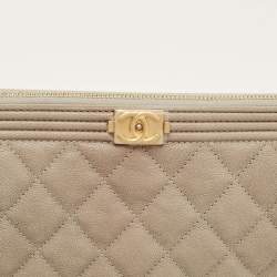 Pre Owned حقيبة صغيرة شانيل بوي متوسطة جلد مبطن كحلي