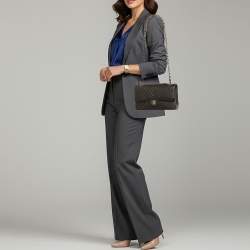 Pre Owned Chanel Classic Double Flap Medium Black Chevron Caviar Leather Shoulder Bag