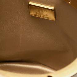 Pre Owned حقيبة صندوق التاج من جلد الحمل المبطن الصغيرة باللون الأسود من شانيل