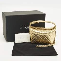 مملوكة مسبقًا Chanel CC Gold Quilted Caviar Leather Hobo