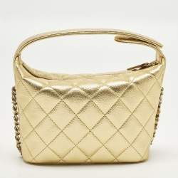 مملوكة مسبقًا Chanel CC Gold Quilted Caviar Leather Hobo