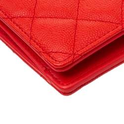 مملوكة مسبقًا Chanel Orange Quilted Caviar Leather Zip Around Wallet Organizer
