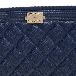 Pre Owned Chanel Blue Quilted Caviar Leather Boy Large O-Case Zip Pouch