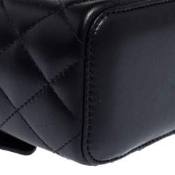 Pre Owned Chanel Black Quilted Leather Small Vanity with Chain