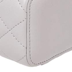 Pre Owned Chanel Grey Quilted Leather Vanity Case Top Handle Bag