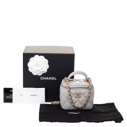 Pre Owned Chanel Grey Quilted Leather Vanity Case Top Handle Bag