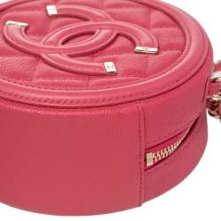 Pre Owned Chanel Red Quilted Caviar Leather Round CC Filigree Crossbody Bag