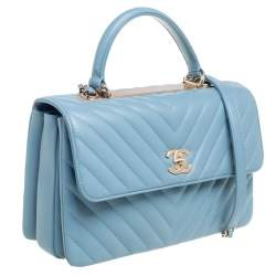 Pre Owned Chanel Blue Chevron Lambskin Leather Trendy CC Medium Top Handle Bag