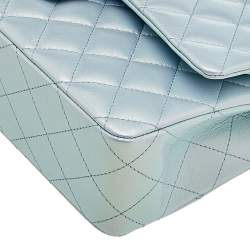 Pre Owned Chanel Iridescent Green Quilted Leather Medium Classic Double Flap Bag