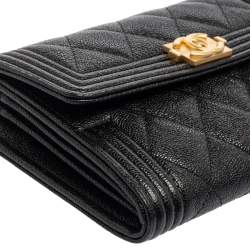Pre Owned Chanel Black Quilted Caviar Leather Boy Wallet