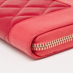 مملوكة مسبقًا محفظة شانيل ميدموزيل جلد مبطنة وردية بسحاب ملتف