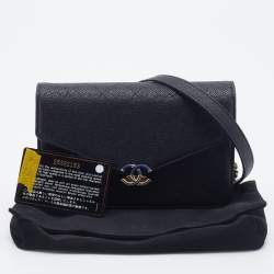 مملوكة مسبقًا محفظة شانيل جلد مبطن أسود بسلسلة