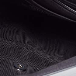 مملوكة مسبقًا حقيبة شانيل ايليمنتري شيك لوريكس وجلد مبطن أسود بقلاب