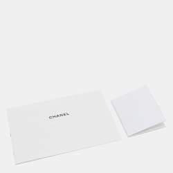 مملوكة مسبقًا Chanel White Quilted Leather Pearl Crown Clutch Bag