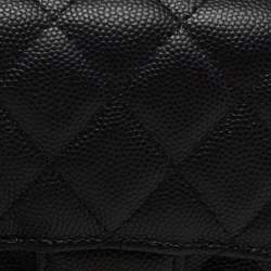 مملوكة مسبقًا Chanel Black Quilted Leather CC Flap Wallet