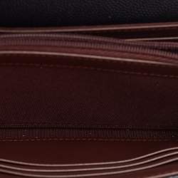 مملوكة مسبقًا Chanel Black Quilted Leather CC Flap Wallet