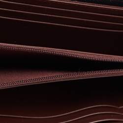 مملوكة مسبقًا Chanel Black Quilted Leather CC Flap Wallet