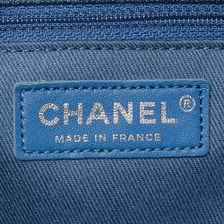 Pre Owned Chanel Blue Distressed Quilted Denim Medium Single Flap Bag