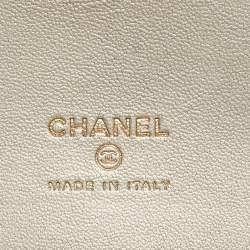 Pre Owned Chanel Metallic Light Gold Quilted Leather Flap Clutch