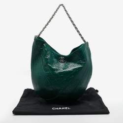 Pre Owned Chanel Green Crumpled Patent Leather Droplet Bag