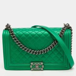 Pre Owned Chanel Metallic Green Quilted Leather New Medium Boy Bag