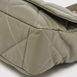 Pre Owned Chanel Fatigue Green Quilted Leather Maxi 19 Shoulder Bag