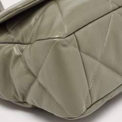 Pre Owned Chanel Fatigue Green Quilted Leather Maxi 19 Shoulder Bag